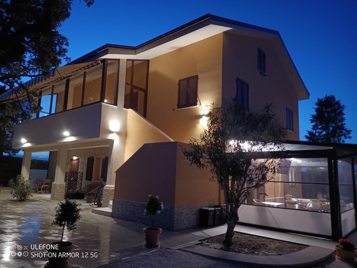 Bed and Breakfast Casale Ermo Colle Recanati Exterior foto